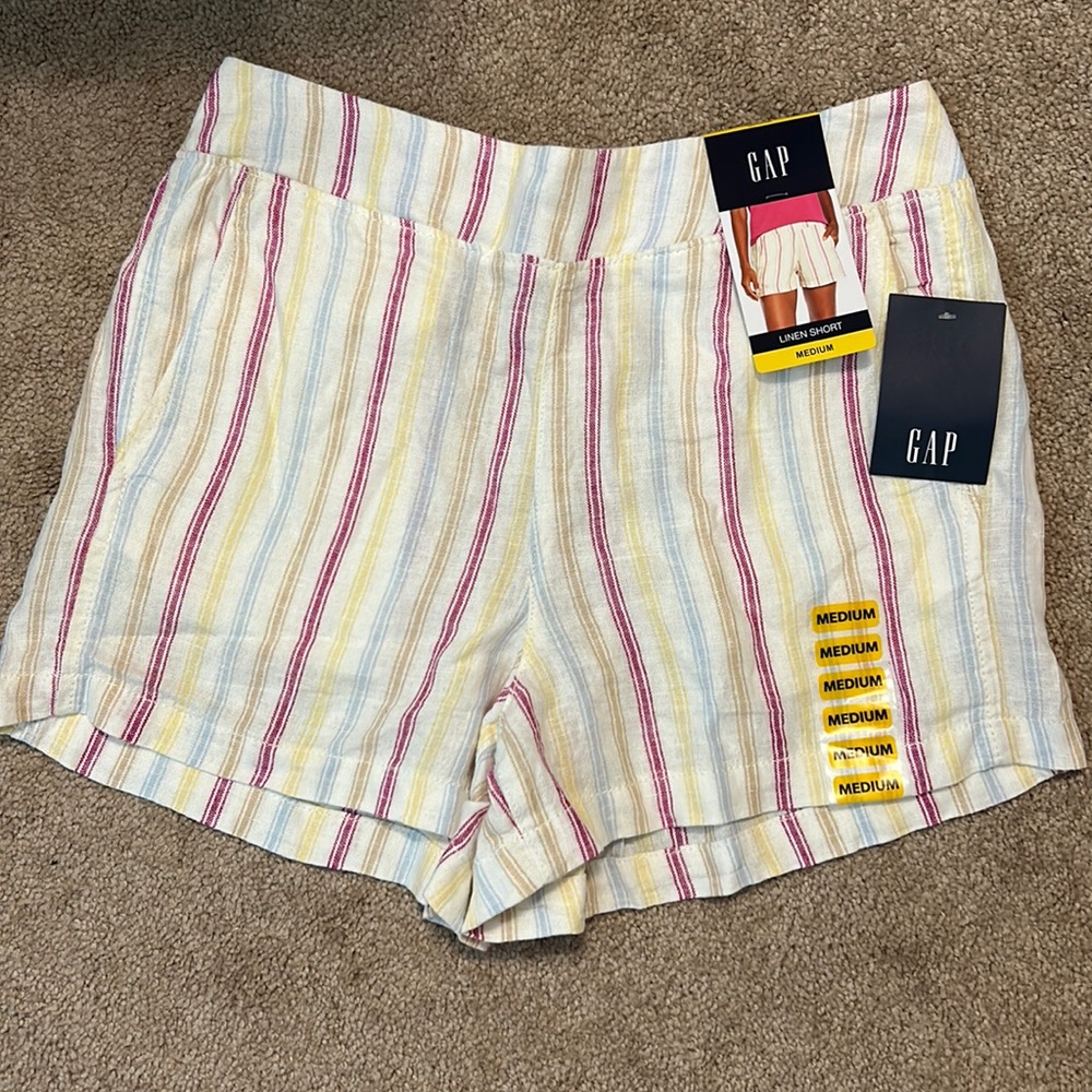 GAP Linen Short. Size Medium